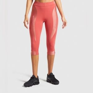 GYMSHARK TURBO CROPPED LEGGINGS